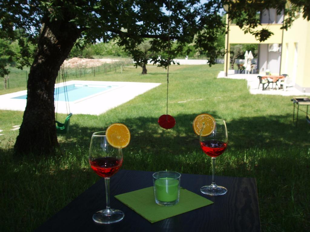 Villanova Apartments Poreč Eksteriør bilde