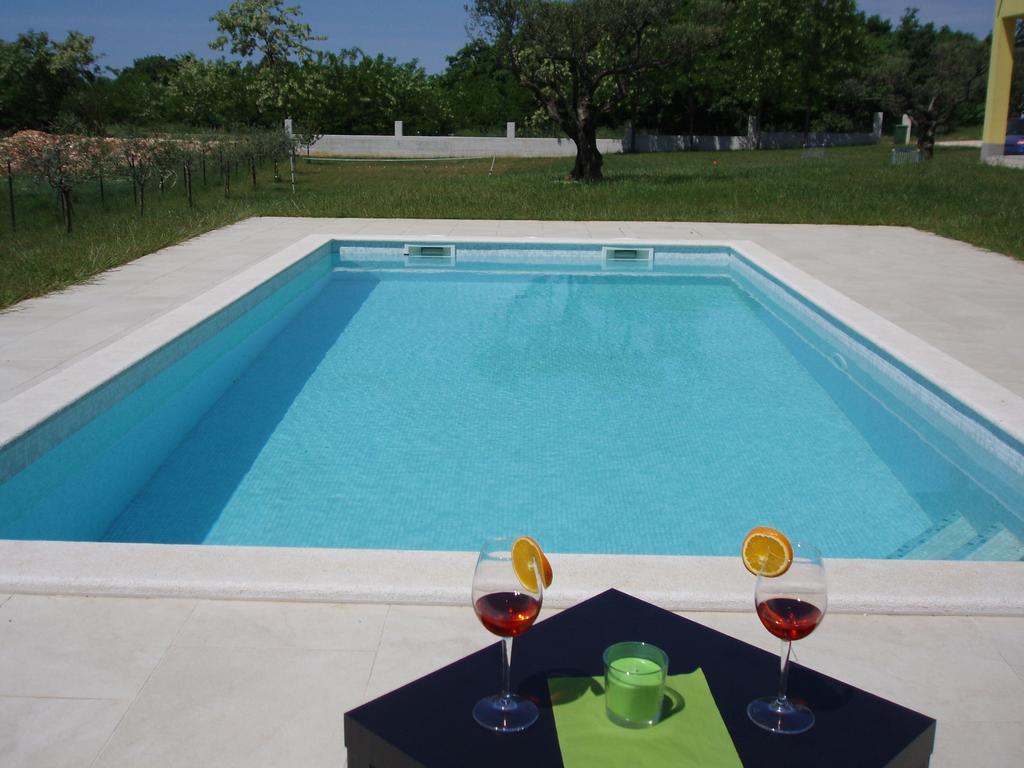 Villanova Apartments Poreč Eksteriør bilde